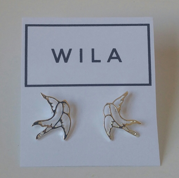 Silver Swallow Sparrow Bird Earrings - Picture 3 of 4