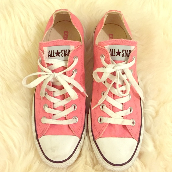 Pink converse