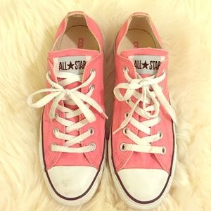 Pink converse