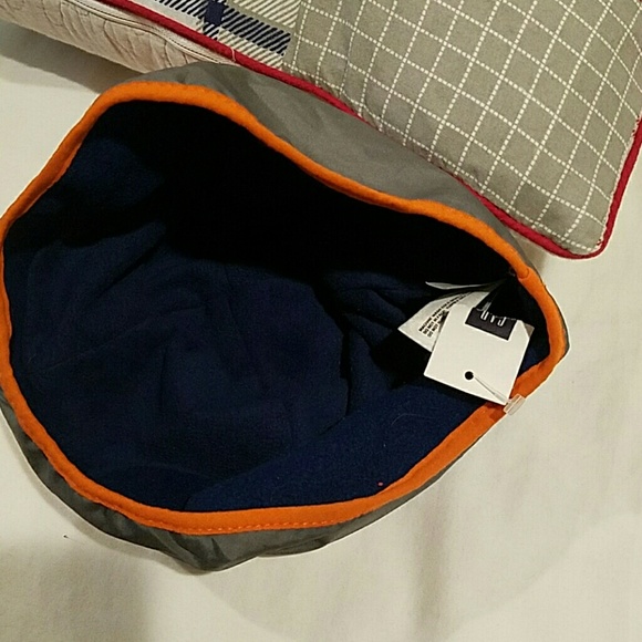 Hat new never used it Gap color orange - Picture 3 of 4
