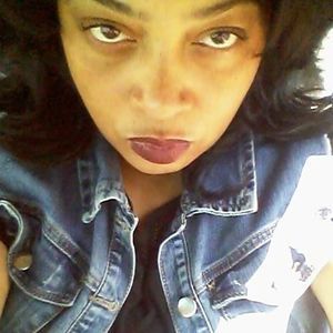 Meet your Posher, Sparkle