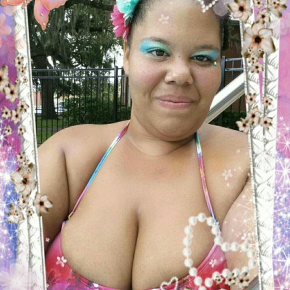 Meet your Posher, Claudia - Picture 6 of 8