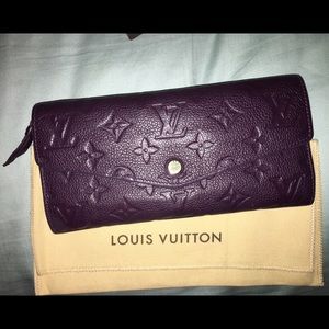 Louis Vuitton Curieuse Wallet