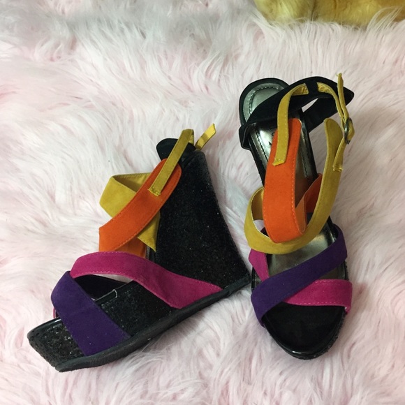 😍 SEE NOTE wedge strappy sandals shoes 😍 - Picture 1 of 4