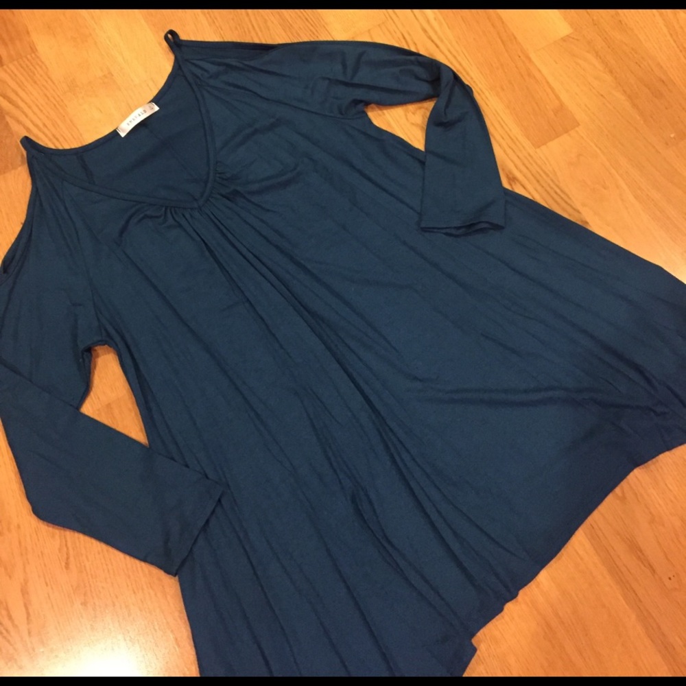 S-L dark Teal Cold shoulder top - Picture 3 of 3