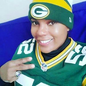 Meet your Posher, Debbie