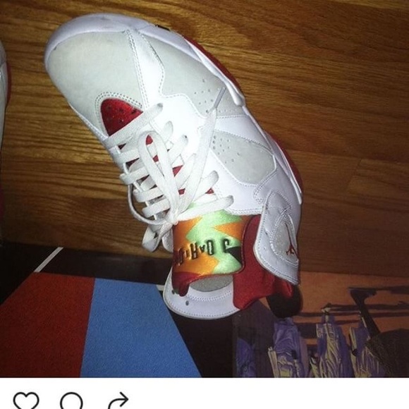 Jordan hare7s size 8