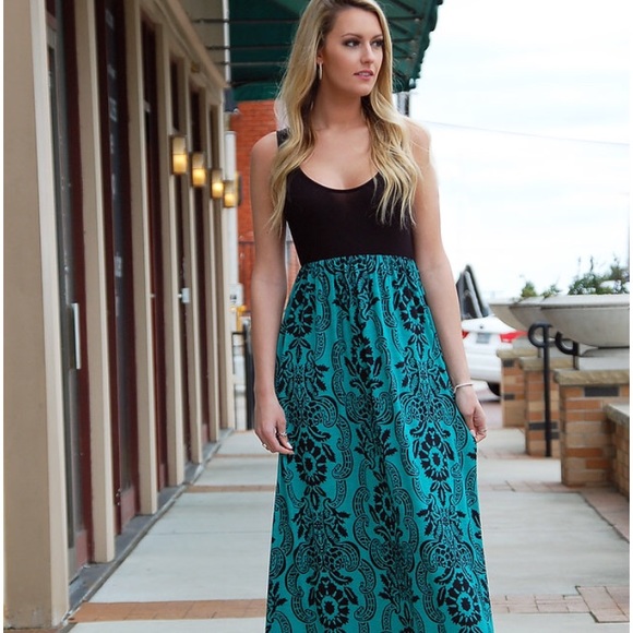 EUC Medium Jade / Black maxi dress - Picture 2 of 8