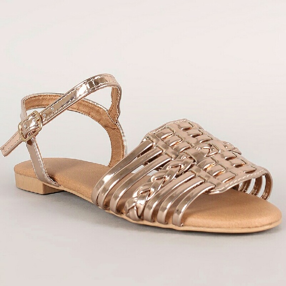 𝙇𝙖𝙨𝙩 𝙎𝙞𝙯 5.5 🖤Rosegold Ankle Strap Sandal