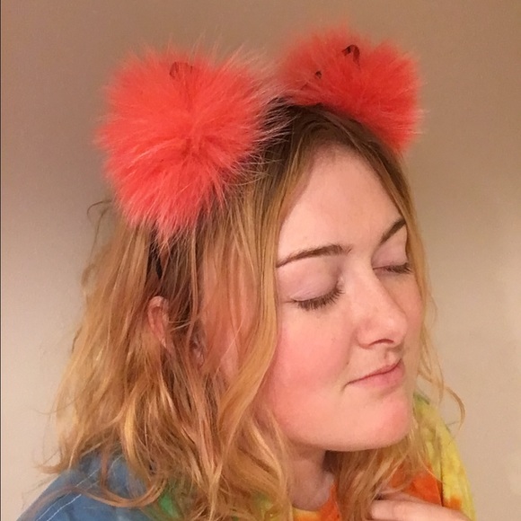 Meet your Posher, Maxine - Picture 2 of 4