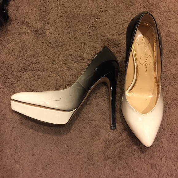 Jessica Simpson Platform Heals - Picture 2 of 4