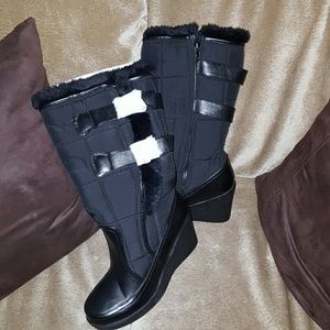 American Eagle Winter Wedge Heel Boot