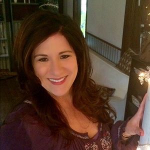 Meet your Posher, Dawn