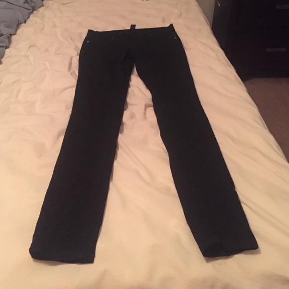 Size 25 black skinny jeans