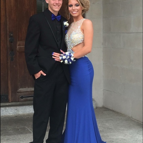 (SOLD) Prom dress✨ Firm Price - Picture 4 of 4