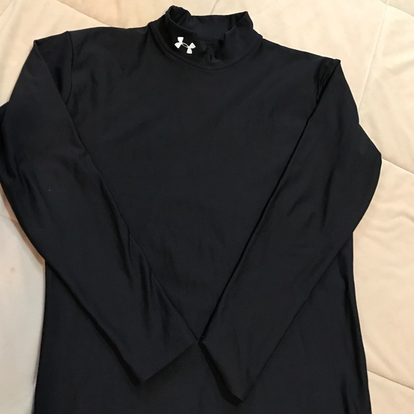 Under armour long sleeve shirt