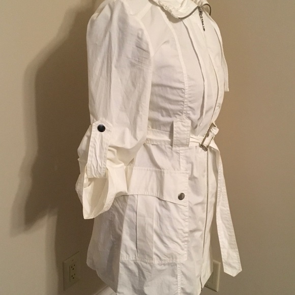 Lightweight Jacket - image 3