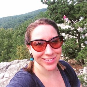 Meet your Posher, April