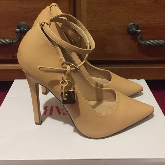 Just Fab Nude pumps - Picture 3 of 4