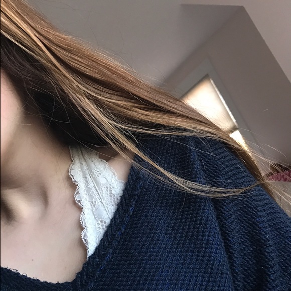 Free People navy blue v-neck sweater - Picture 4 of 4