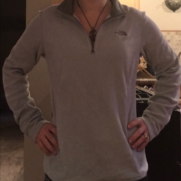 The north face gray pull over