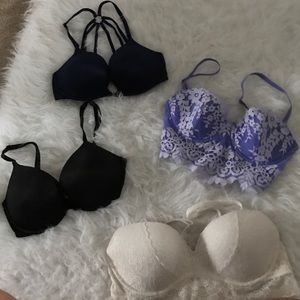 VICTORIA SECRET BRA BUNDLE