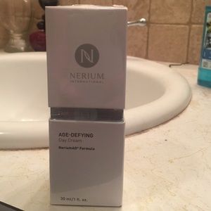 Nerium day cream