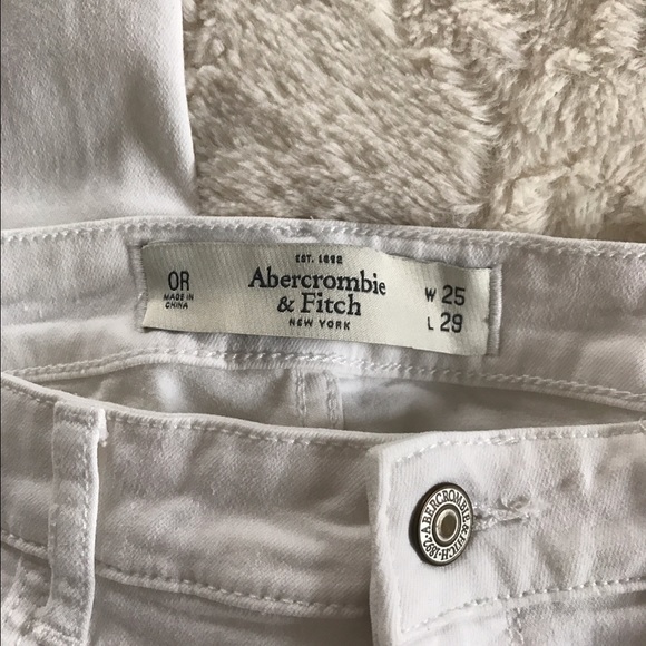 White Abercrombie & Fitch Jeans - Picture 4 of 4