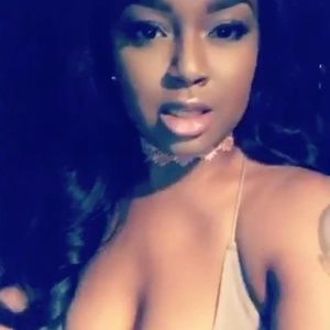 Meet your Posher, Dana