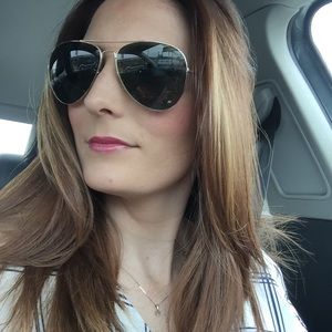 Meet your Posher, Jillian