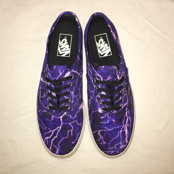 Lightning VANS