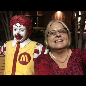 Meet your Posher, Jeanette