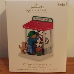 Hallmark Ornament 2011 Christmas Window #9
