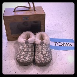 Tiny Toms house slippers skulls