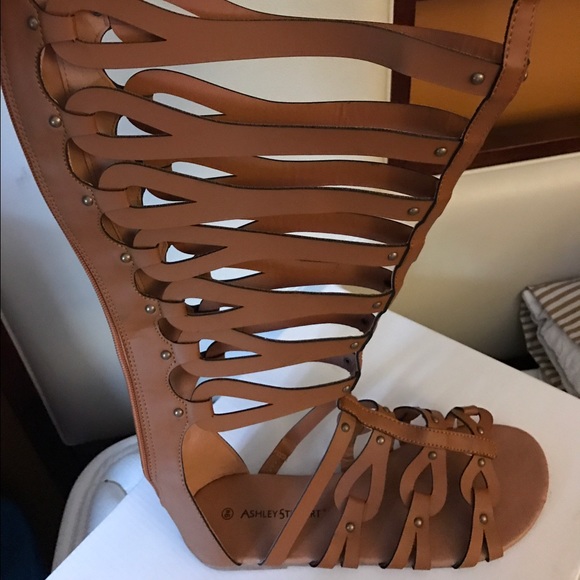 wide calf gladiator sandals size 10