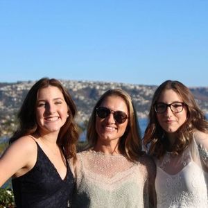 Meet your Posher, Gabriela