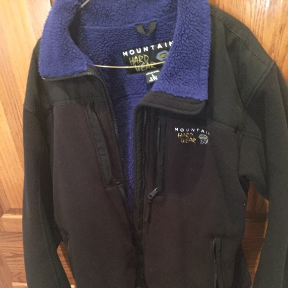 Mountain Hardware. Men's coat
