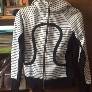 Lululemon funnel neck hoodie