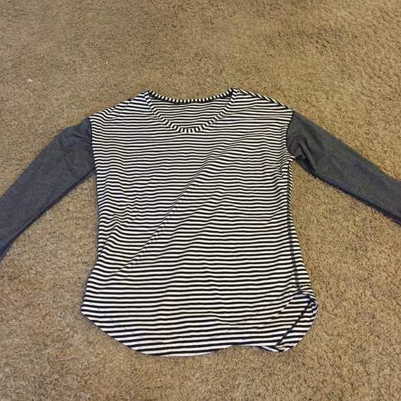 Lululemon long sleeve shirt