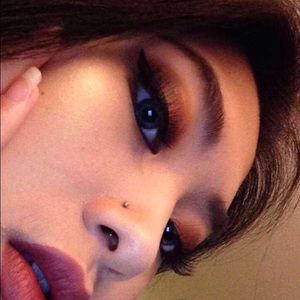 Meet your Posher, Jade