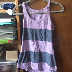 Lululemon top, lightly worn