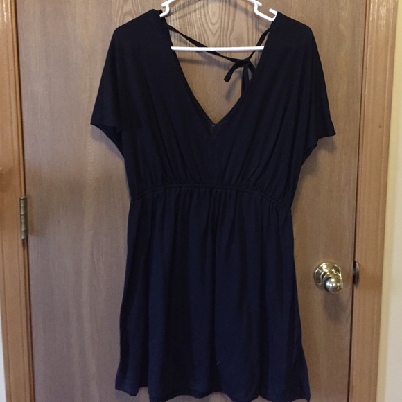 !!SOLD!! Ladies black long top or cover-up