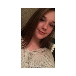 Meet your Posher, Halley