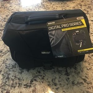 Bower digital pro large universal camera case