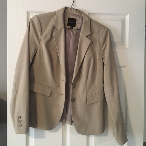 The Limited Jacket. Tan. Size 10.
