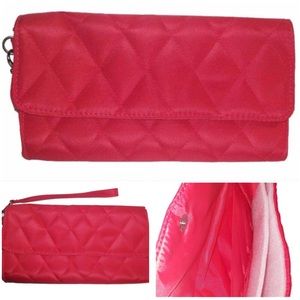 Red quilted cosmetic bag Red quilted cosmetic bag