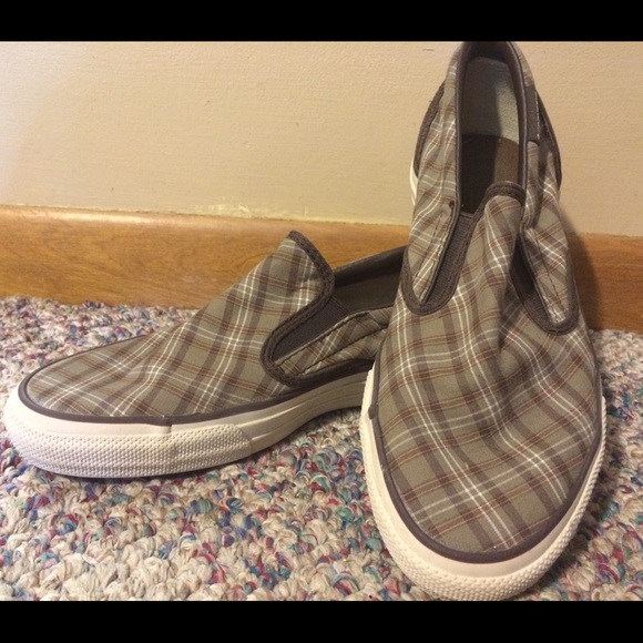 Converse slip ons