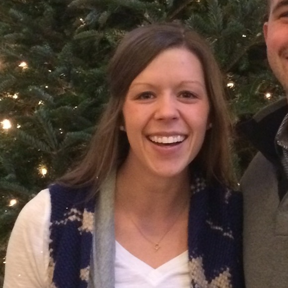 Meet your Posher, Robyn