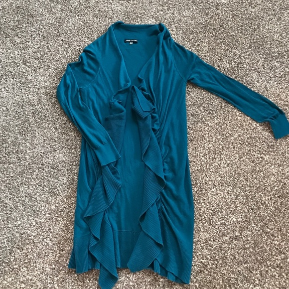 Real ruffle cardigan