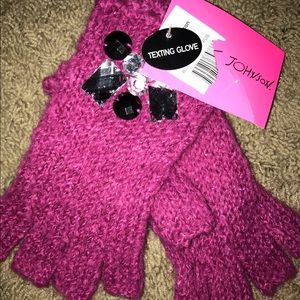 Betsy Johnson fingerless gloves